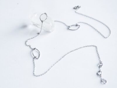 Řetízek tři lístky